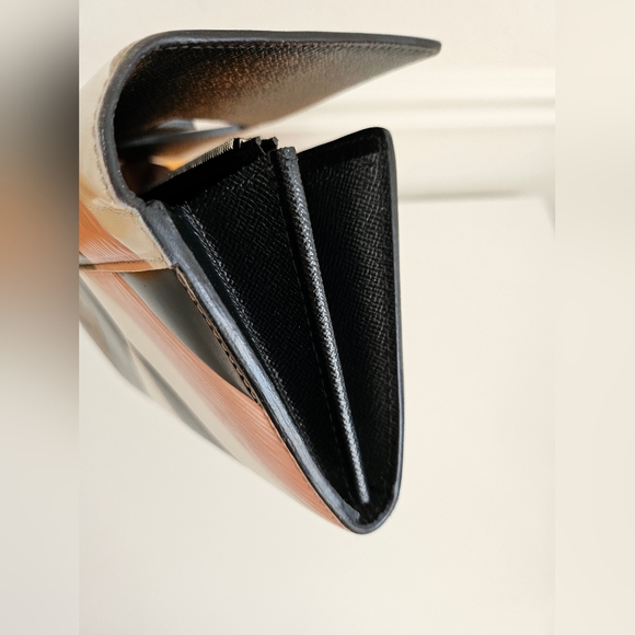 Louis Vuitton Leather & Reverse Monogram Twist Lock Long Wallet - Picture 8 of 11